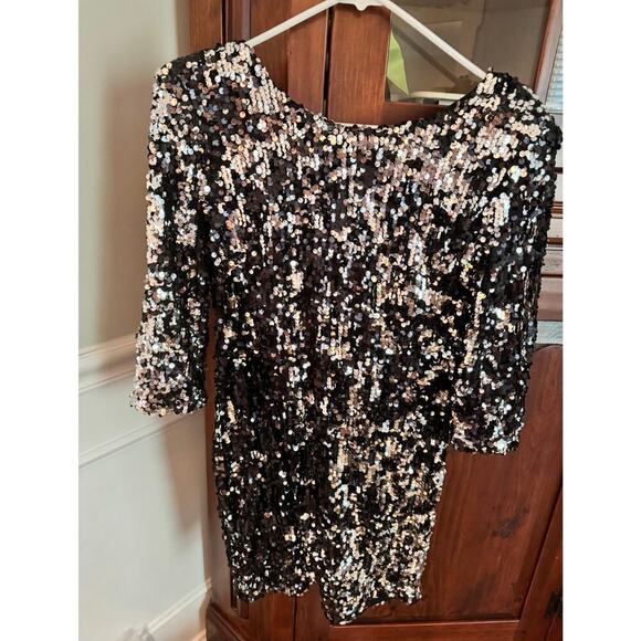 Women’s Size Medium Blaque Label Lo Back Silver All Sequin Short Dress - Picture 3 of 6